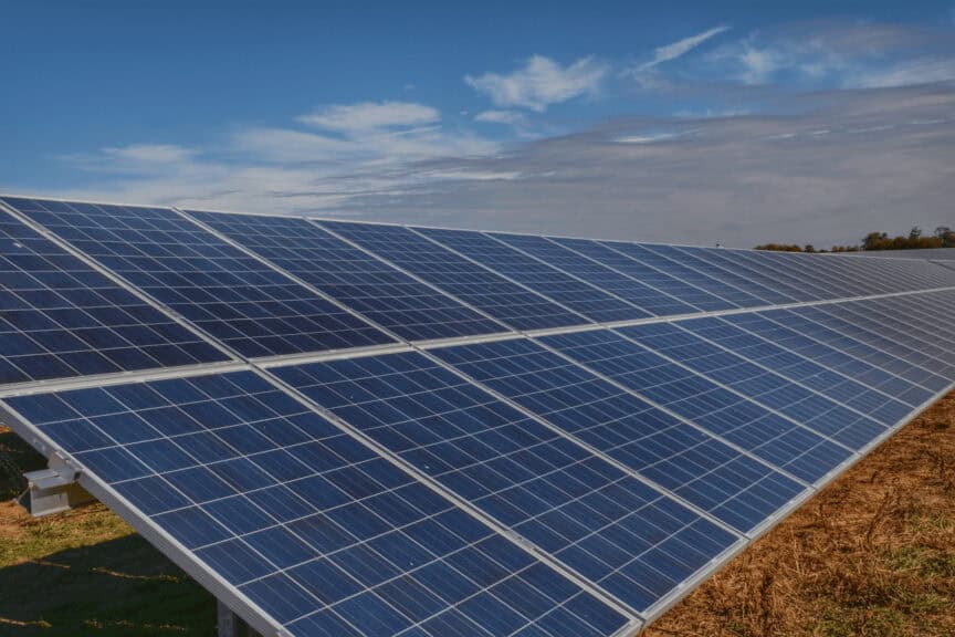 Ohio solar projects: solar panels in a field