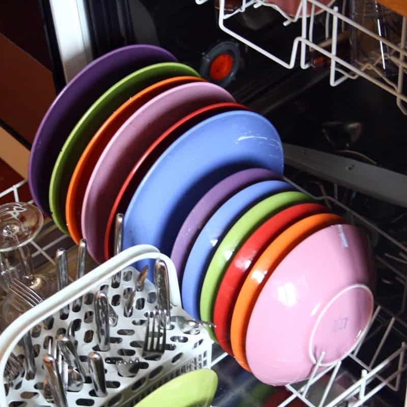 Katie porter has a dishwasher photo of dishes in a dishwasher