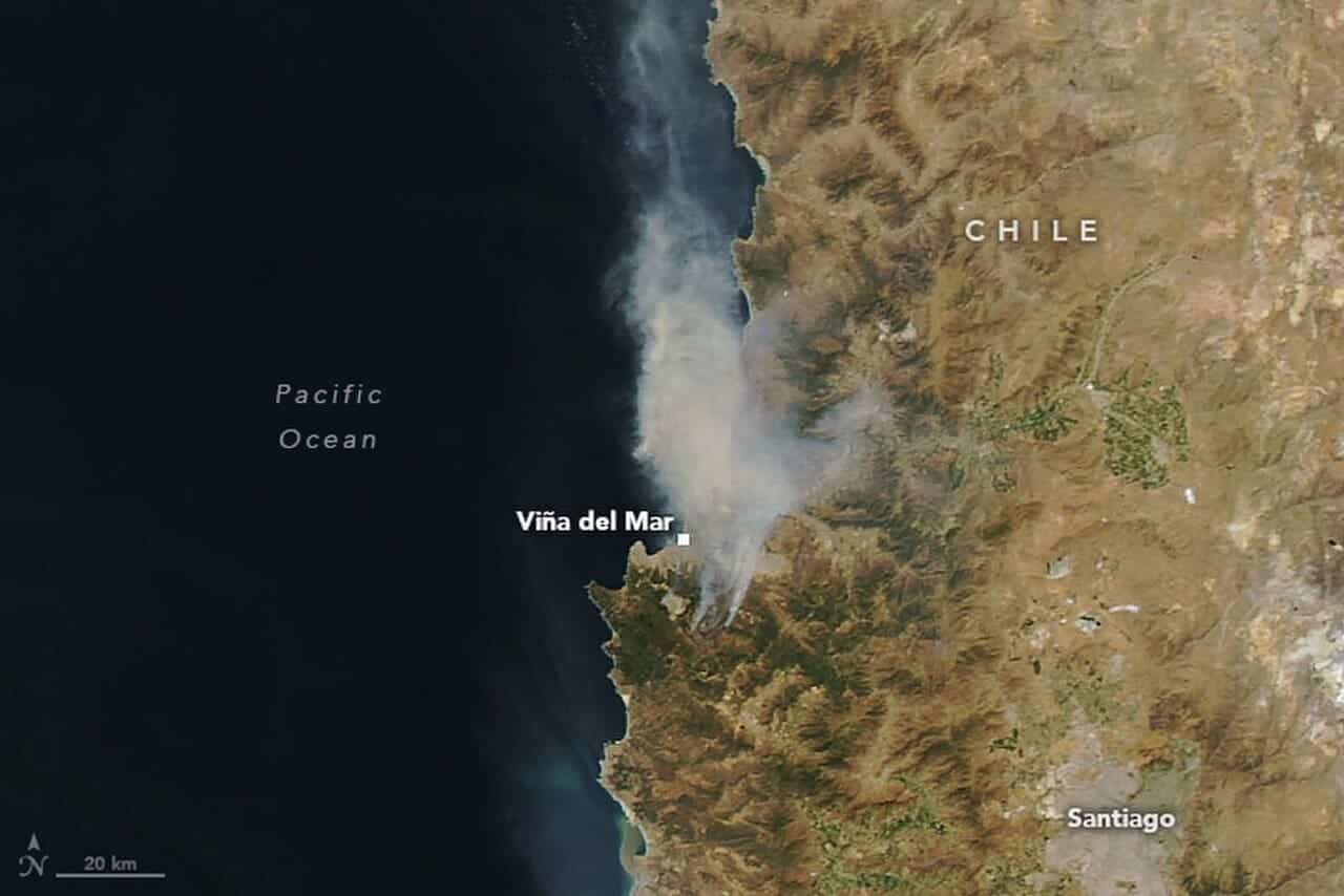 Wildfire smoke in chile as seen from a satellite.