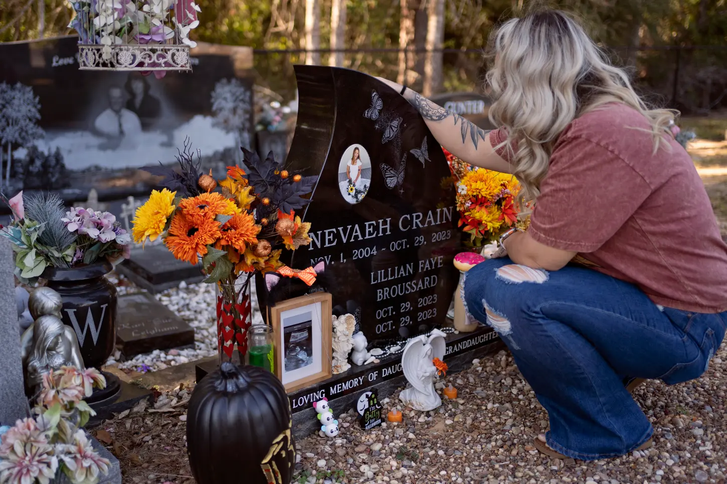 Mother visits grave of 18-year-old who died in Texas