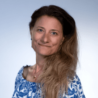 Stephanie Armour
