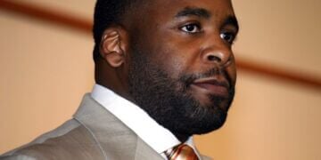 Former detroit mayor kwame kilpatrick