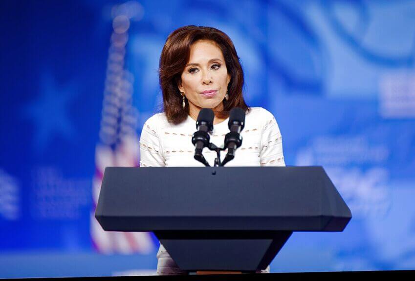 Jeanine pirro speaking at cpac in 2017.
